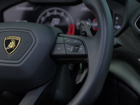 Used 2023 Lamborghini Urus Performante AWD/4WD image 60