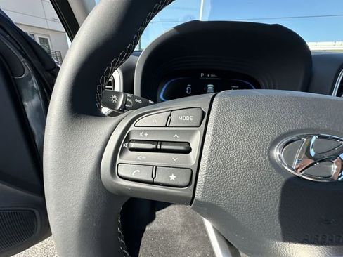 New 2026 Hyundai Venue SEL FWD image 31