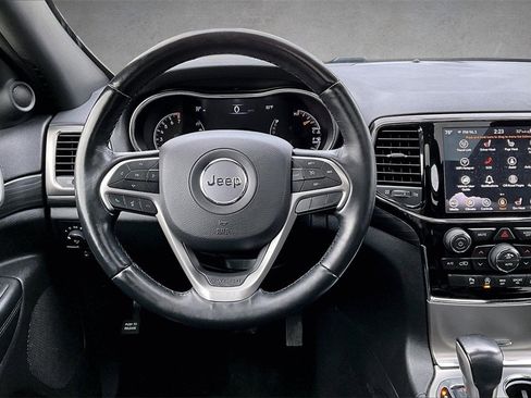 Used 2020 Jeep Grand Cherokee Altitude image 8