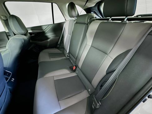 Used 2025 Subaru Outback Onyx Edition image 26