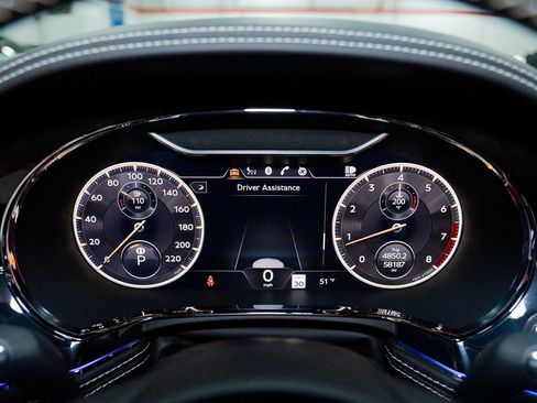Used 2021 Bentley Flying Spur V8 AWD/4WD image 75