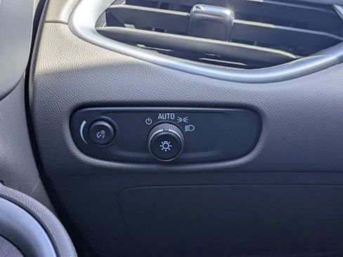 Used 2022 Chevrolet Malibu LS w/ Driver Confidence Package II image 22