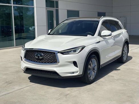 Used 2022 INFINITI QX50 Luxe FWD image 2