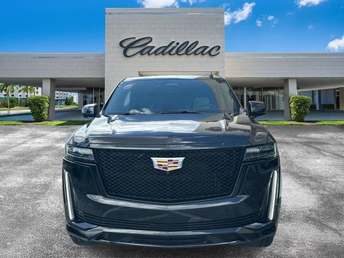 Certified 2024 Cadillac Escalade Sport Platinum RWD image 4