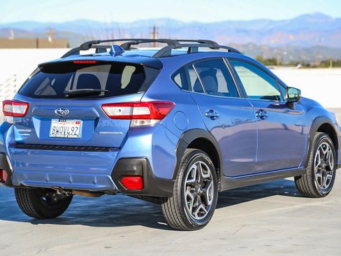 Used 2019 Subaru Crosstrek 2.0i Limited w/ Moonroof Package w/Navigation image 5