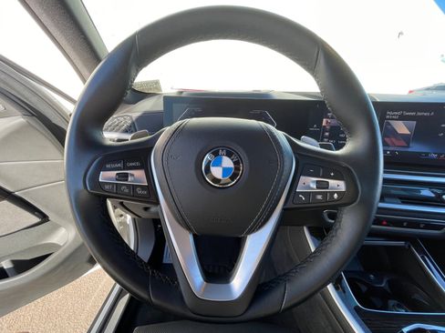 Used 2025 BMW X5 xDrive40i w/ Premium Package image 9