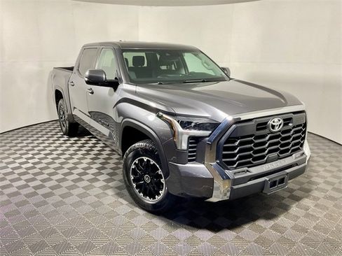 Used 2022 Toyota Tundra SR5 image 4