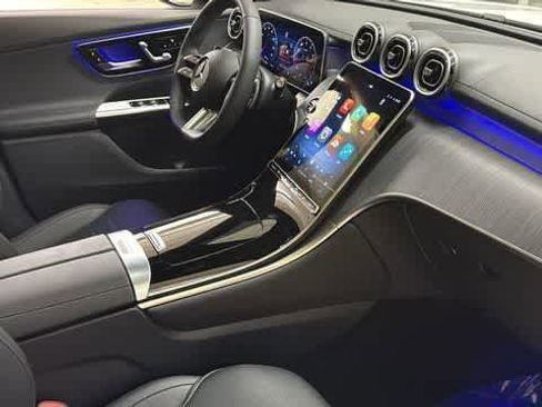 Used 2026 Mercedes-Benz GLC 300 GLC 300 image 36