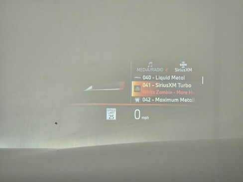 New 2026 BMW 740i xDrive w/ Premium Package image 41