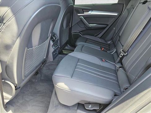 Certified 2025 Audi Q5 Prestige w/ Prestige Package AWD/4WD image 18