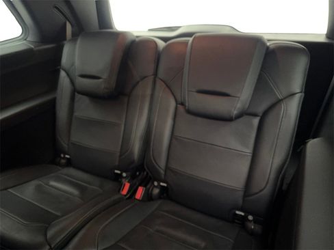 Used 2018 Mercedes-Benz GLS 450 4MATIC image 39