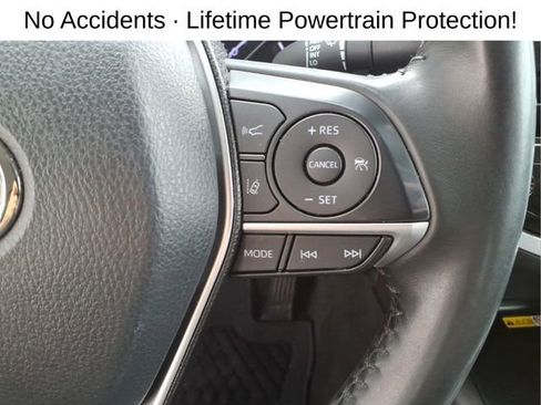 Used 2023 Toyota Camry XLE FWD image 17