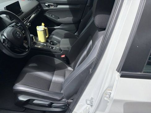 Used 2023 Honda Civic Sport image 9