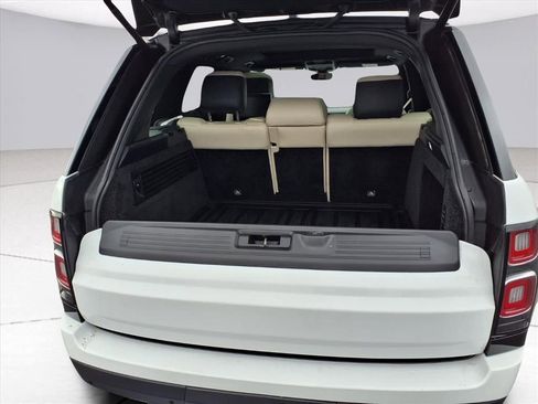 Used 2021 Land Rover Range Rover Westminster Edition image 28