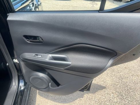 Used 2022 Nissan Kicks S FWD image 16