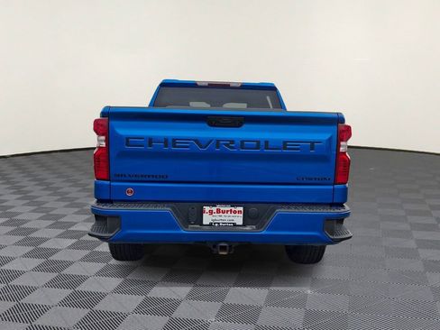 Used 2024 Chevrolet Silverado 1500 Custom w/ LPO, Dark Essentials Package image 5