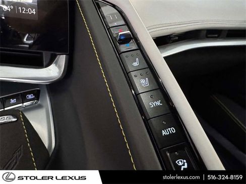 Used 2021 Chevrolet Corvette Stingray Premium Conv w/ Z51 Performance Package image 36