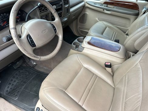 Used 2001 Ford Excursion Limited AWD/4WD image 10
