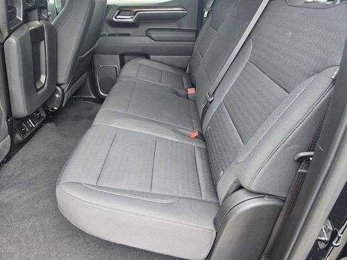 Used 2023 Chevrolet Silverado 1500 LT AWD/4WD image 13