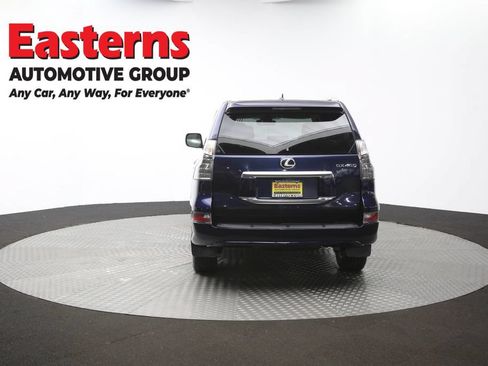 Used 2021 Lexus GX 460 w/ Accessory Package AWD/4WD image 41