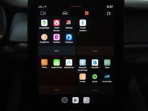 Used 2022 Polestar Polestar 2 w/ Pilot Package w/ Plus Package image 32