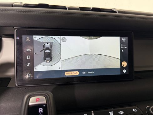 Used 2023 Land Rover Defender 110 S AWD/4WD image 24