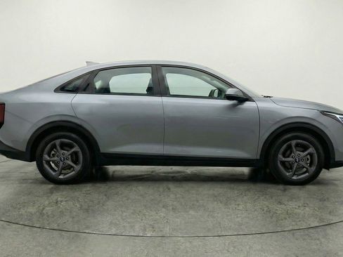 Used 2025 Kia K4 LXS image 11