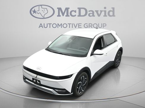 Used 2024 Hyundai Ioniq 5 SEL RWD image 34