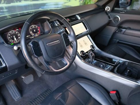 Used 2018 Land Rover Range Rover Sport HSE AWD/4WD image 11