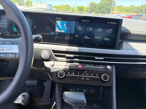 Certified 2025 Hyundai Sonata SE FWD image 19