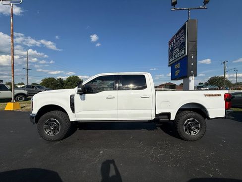Used 2024 Ford F250 Lariat w/ Tremor Off-Road Package AWD/4WD image 7