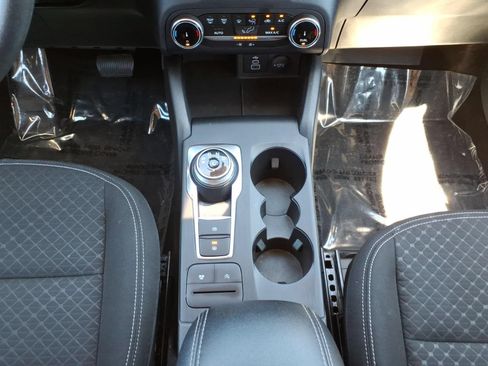 Used 2025 Ford Escape Active AWD/4WD image 22