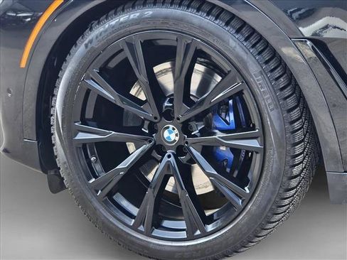 Used 2022 BMW X7 M50i AWD/4WD image 9
