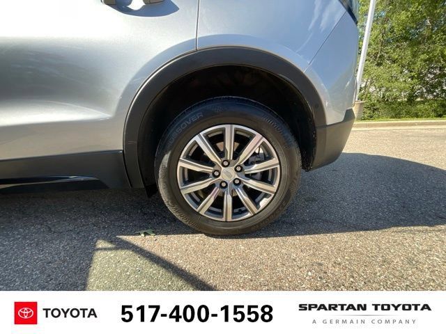 Used 2022 Cadillac XT4 Sport w/ Enhanced Visibility Package AWD/4WD image 24