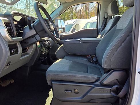 Used 2025 Ford F250 XLT AWD/4WD image 5