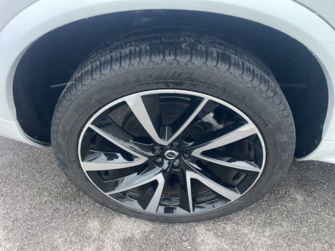 Certified 2024 Volvo XC90 B6 Ultimate image 15