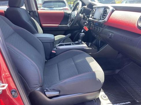 Used 2021 Toyota Tacoma SR5 RWD image 14