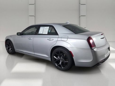 Used 2023 Chrysler 300 S RWD image 6