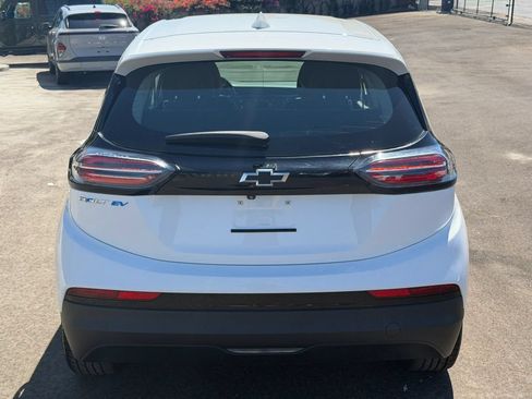Used 2022 Chevrolet Bolt LT FWD image 6