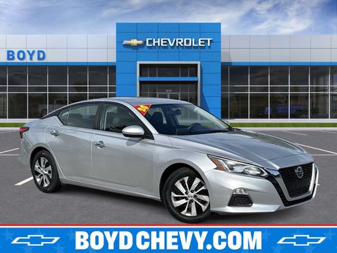 Used 2020 Nissan Altima 2.5 S FWD image 1
