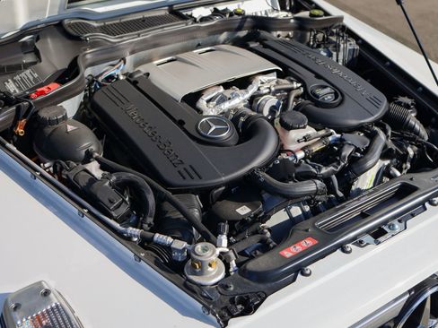 Used 2017 Mercedes-Benz G 550 Squared image 19