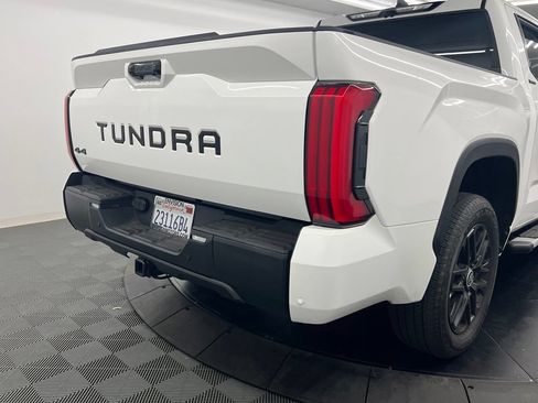 Used 2024 Toyota Tundra Limited AWD/4WD image 5