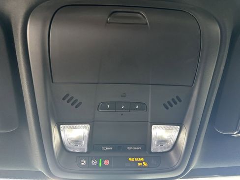 New 2025 Cadillac XT5 Luxury w/ LPO, Floor Liner Package image 23