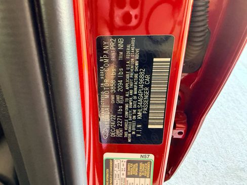 Used 2023 Hyundai Elantra SEL w/ Convenience Package FWD image 27