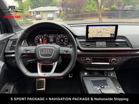 Used 2018 Audi SQ5 Premium Plus w/ S Sport Package AWD/4WD image 18