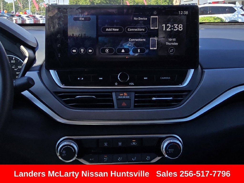 Used 2026 Nissan Altima 2.5 SR FWD image 18