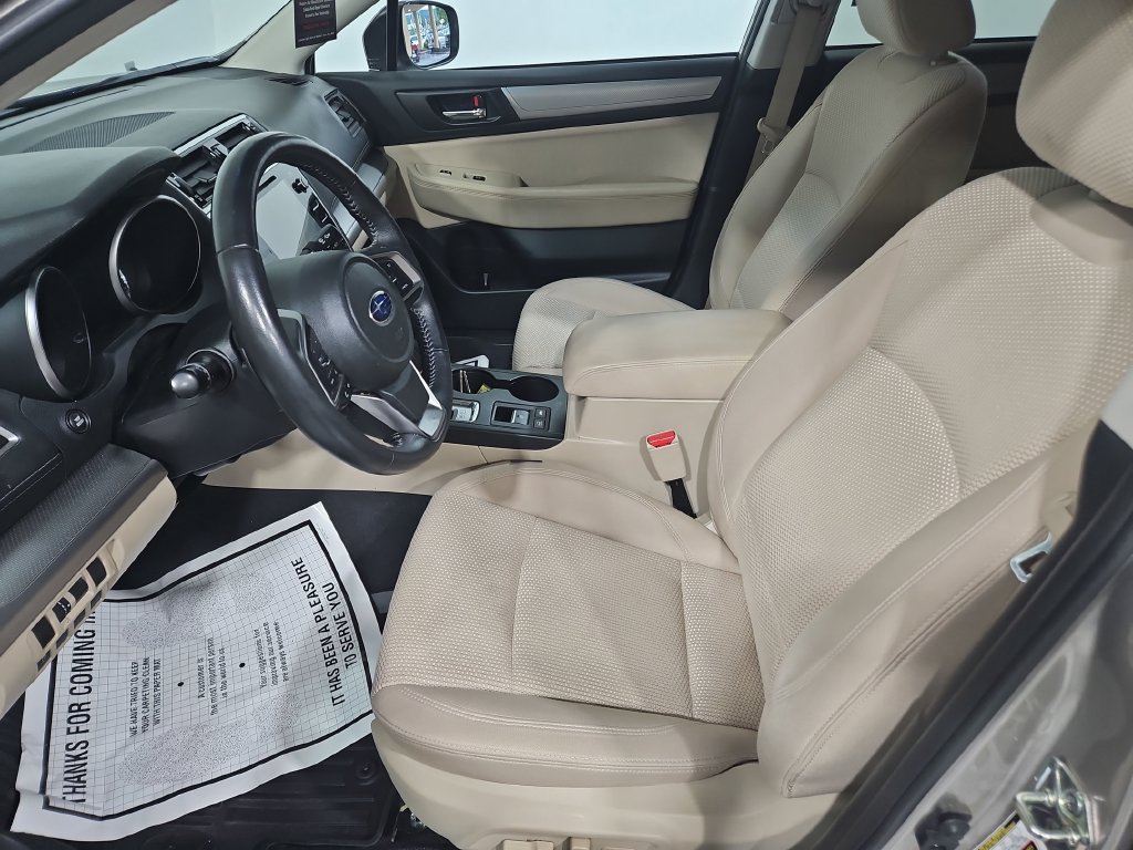 Used 2018 Subaru Outback 2.5i Premium w/ Popular Package #1 AWD/4WD image 10