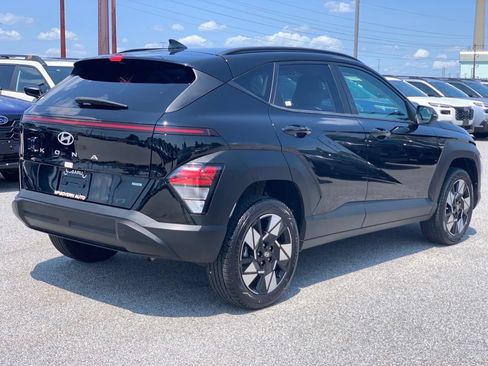 Used 2025 Hyundai Kona SEL AWD/4WD image 7