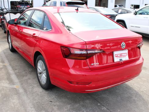 Used 2019 Volkswagen Jetta S w/ Driver Assistance Package FWD image 5