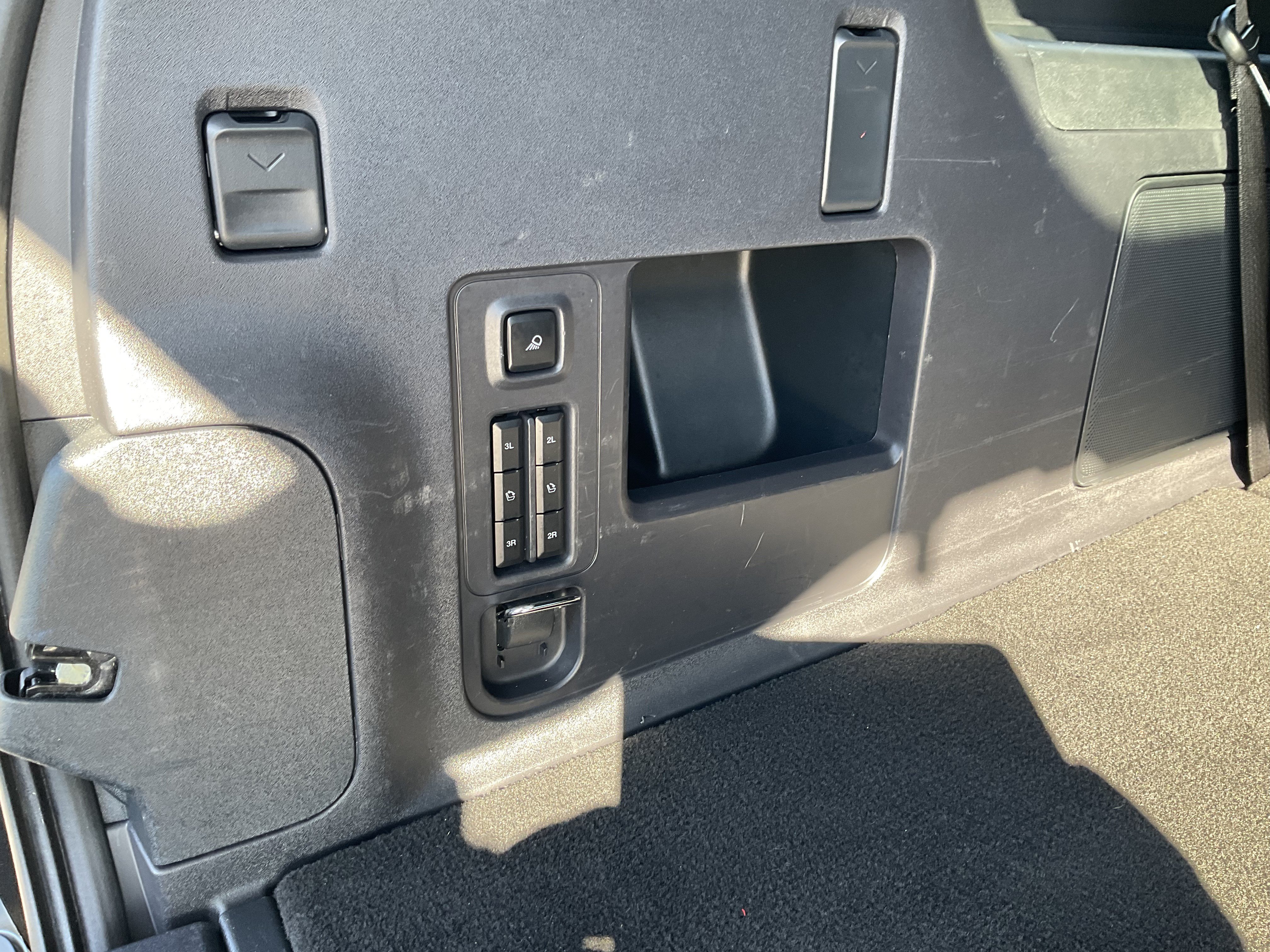 Used 2025 Ford Expedition Max Platinum w/ Stealth Appearance Package AWD/4WD image 50